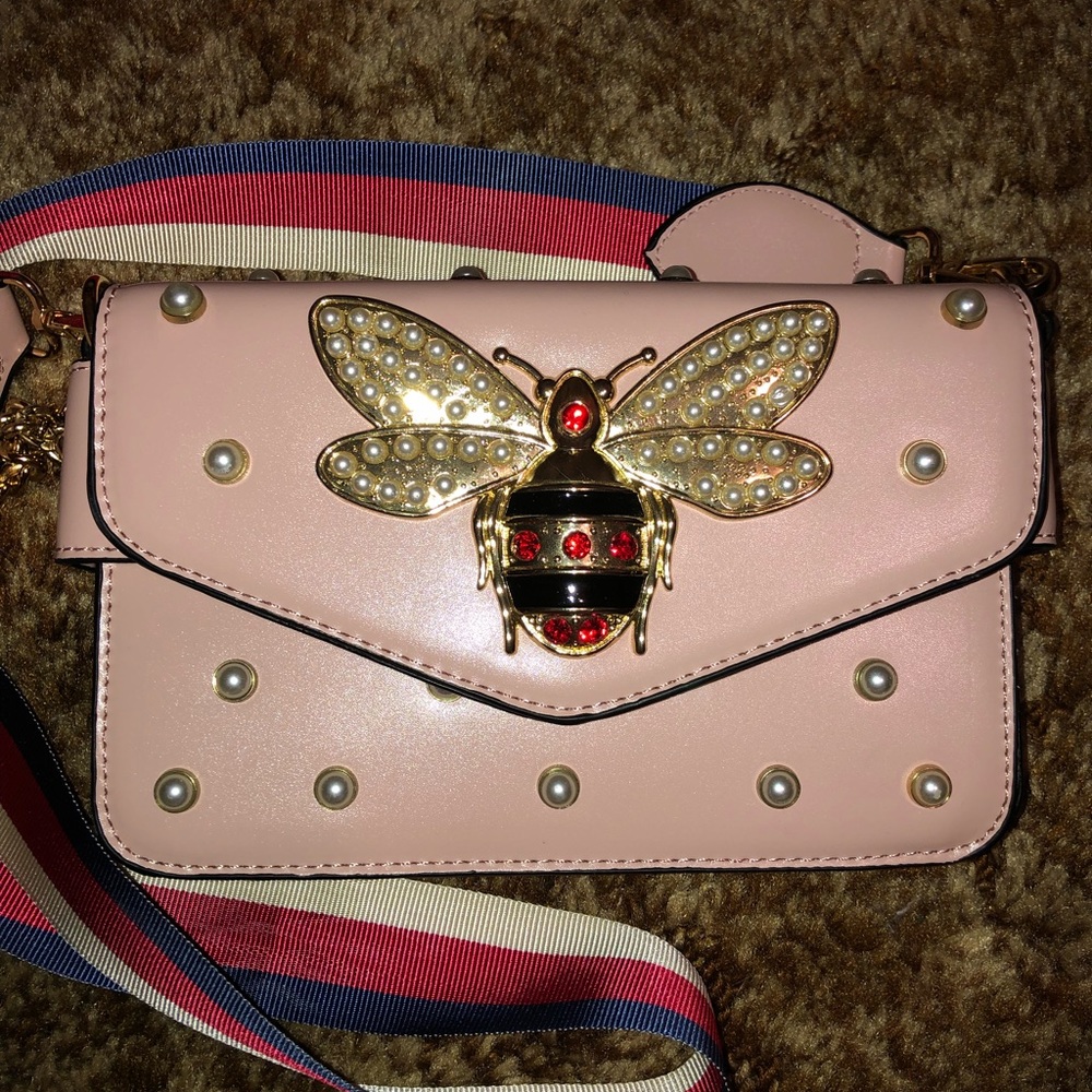 Bee Crossbody
